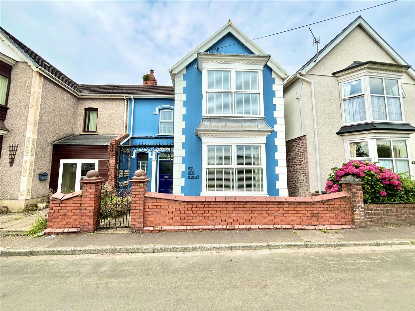 Woodlands, Gowerton, Swansea, SA4 3DP